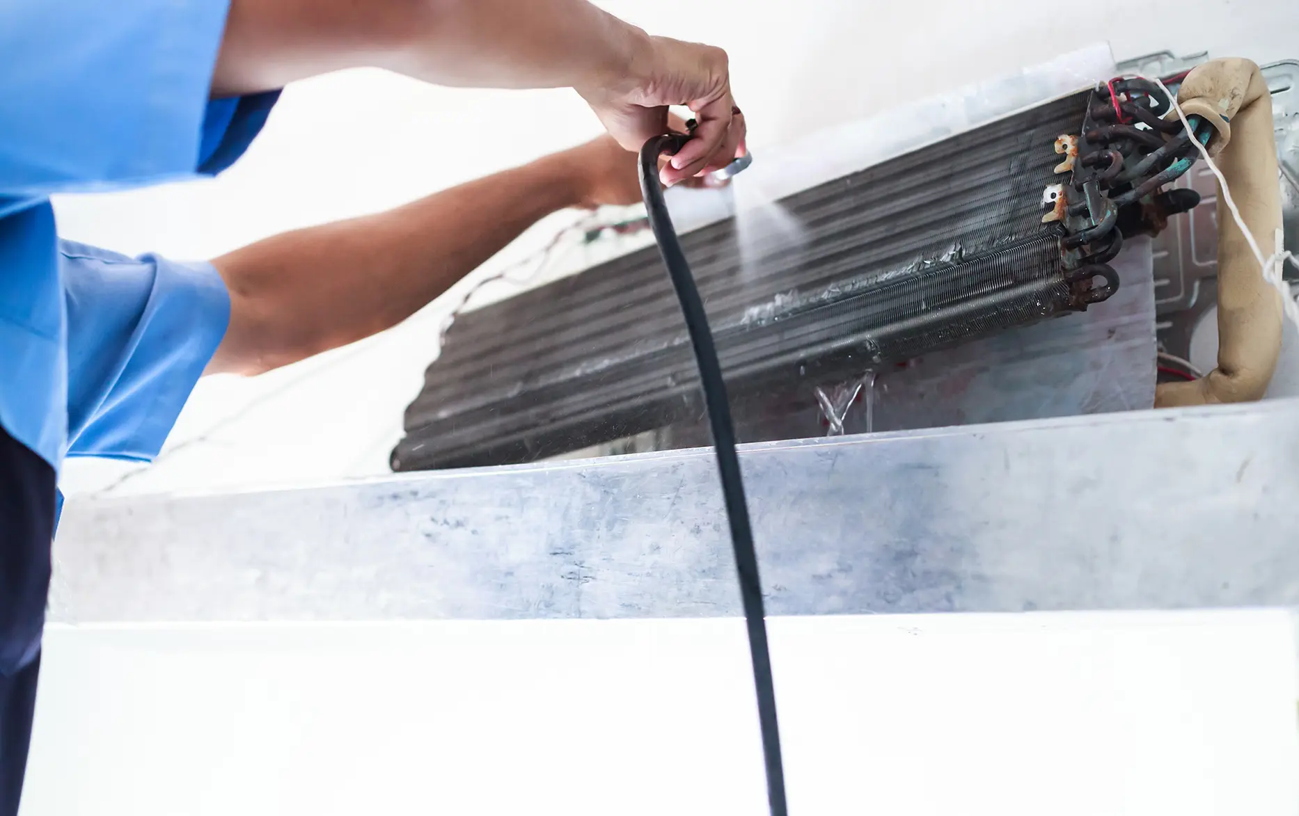 Signs a home needs professional duct cleaning